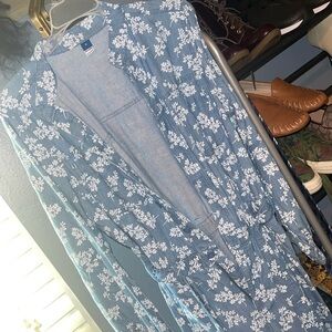 Denim floral jumpsuit 🌸